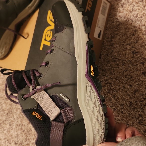 Teva Grandview Gortex boot - Picture 4 of 5